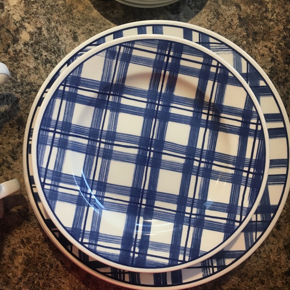 Complete dish set - Picture 2 of 5